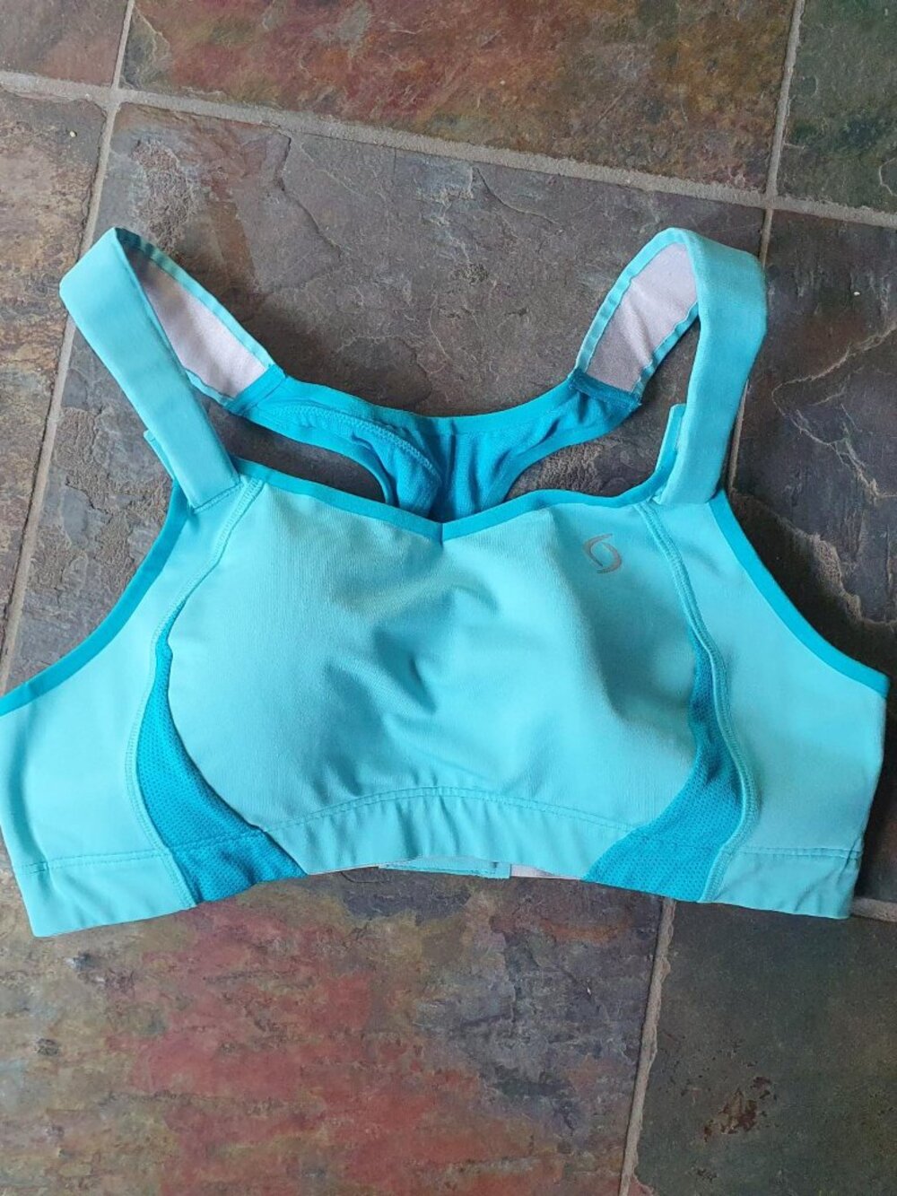Moving Comfort Juno Sports Bra 38B